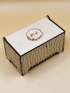 Box na kompozitnú pečiatku s gravírovanou štruktúrou dreva